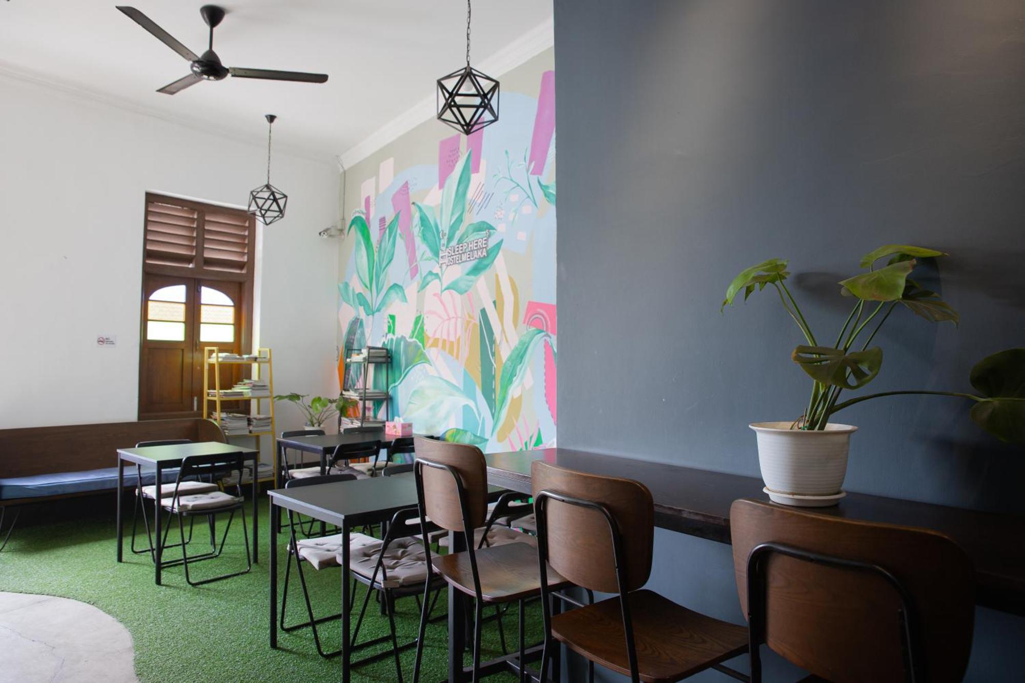 Sleep Here Hostel, Melaka Екстер'єр фото