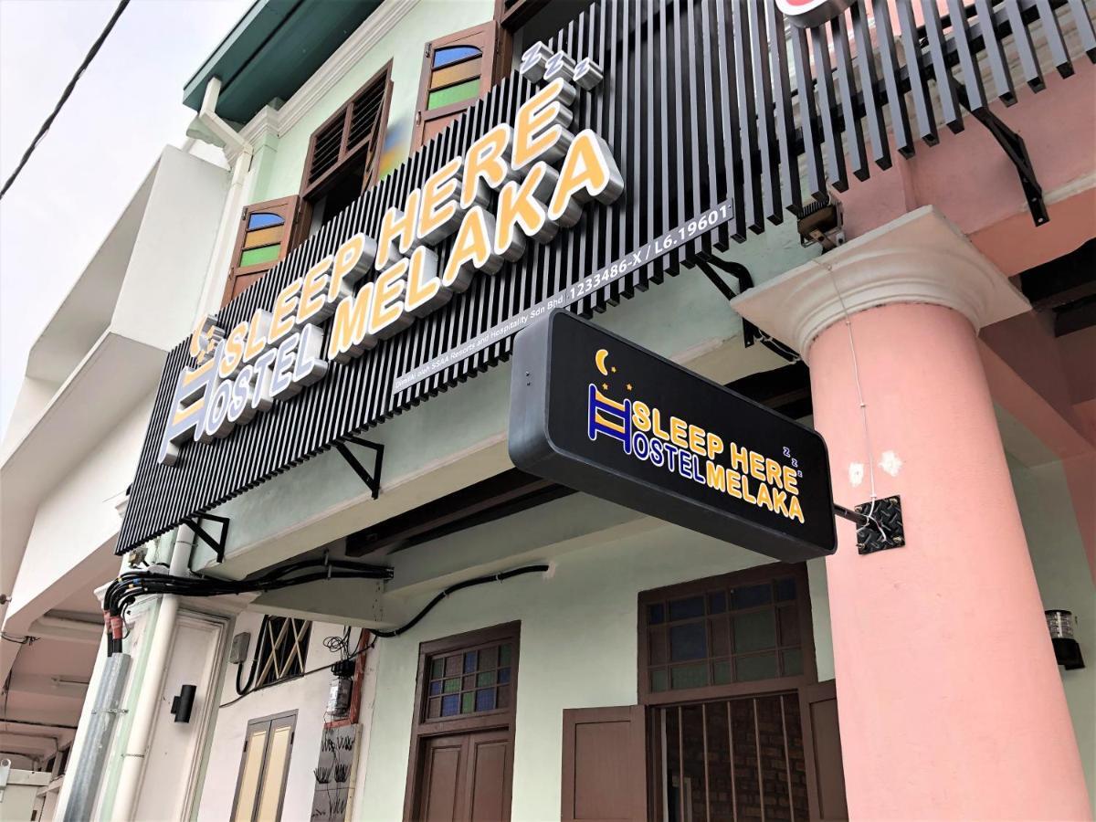 Sleep Here Hostel, Melaka Екстер'єр фото